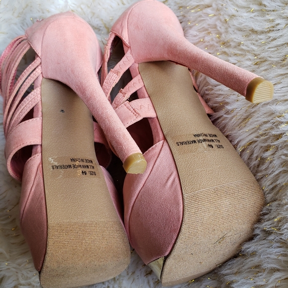Brand New Qupid Pink High Heel - Picture 3 of 6